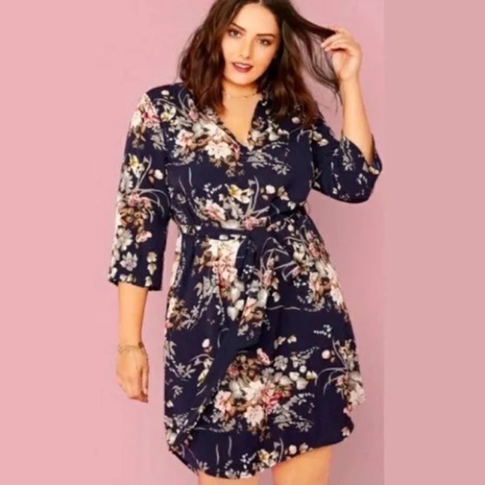 41 Hawthorn Tie Waist Shirt Dress in Navy Floral